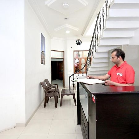 Oyo 8105 Royale Guest House Ludhiana Exterior photo